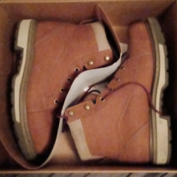 Red wing shoe company - Picture 2 of 9